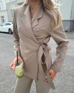 Elinaic blazer