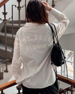 JXHENNA LS POPLIN PATCH SHIRT