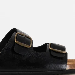 Lakers sandal