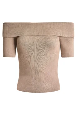 Melanie offshoulder