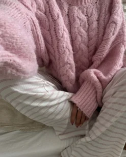 Noraic sweater