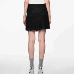 Pcnicki hw lace skirt