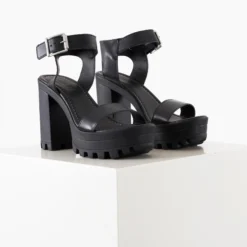 Psede leather sandal