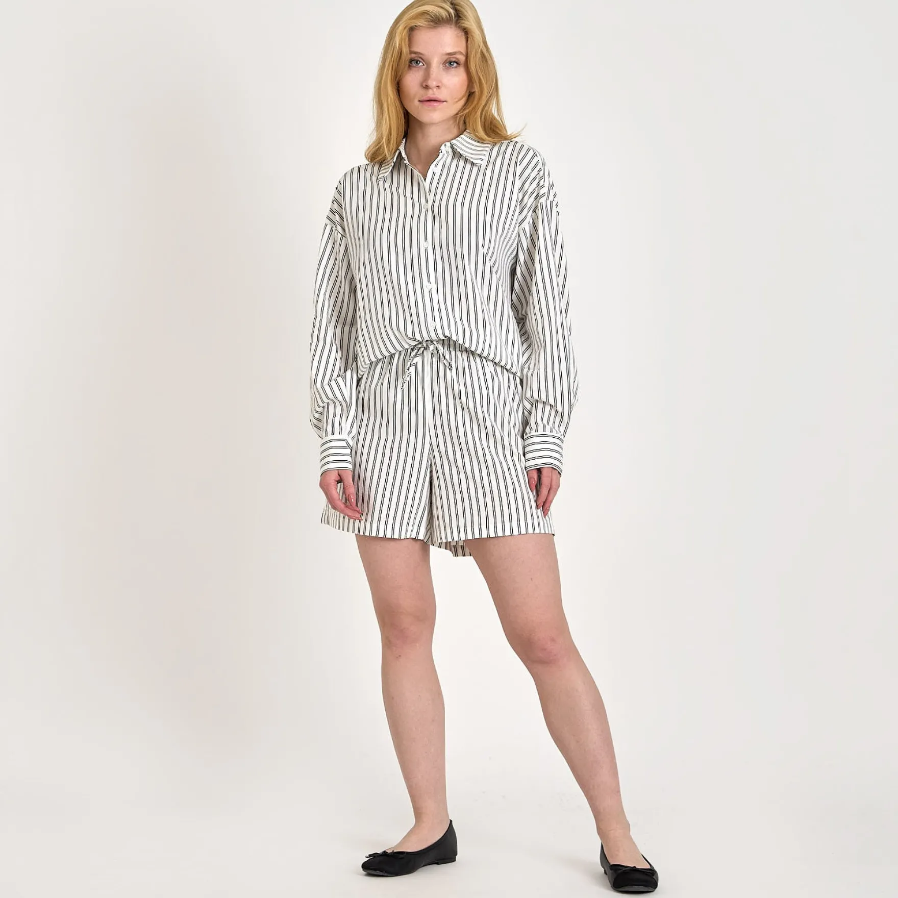 Purcathrine stripe shorts