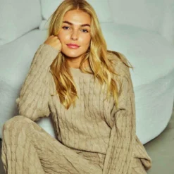 Purveronica knit
