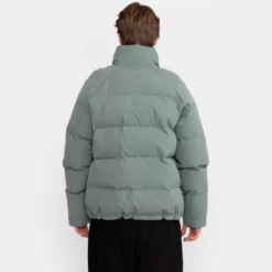 Raglan puffer