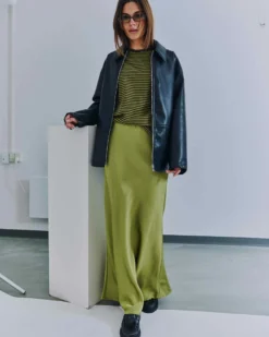 Valery satin skirt