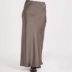 Valery satin skirt