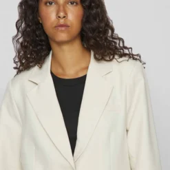 Vikaka back slit blazer
