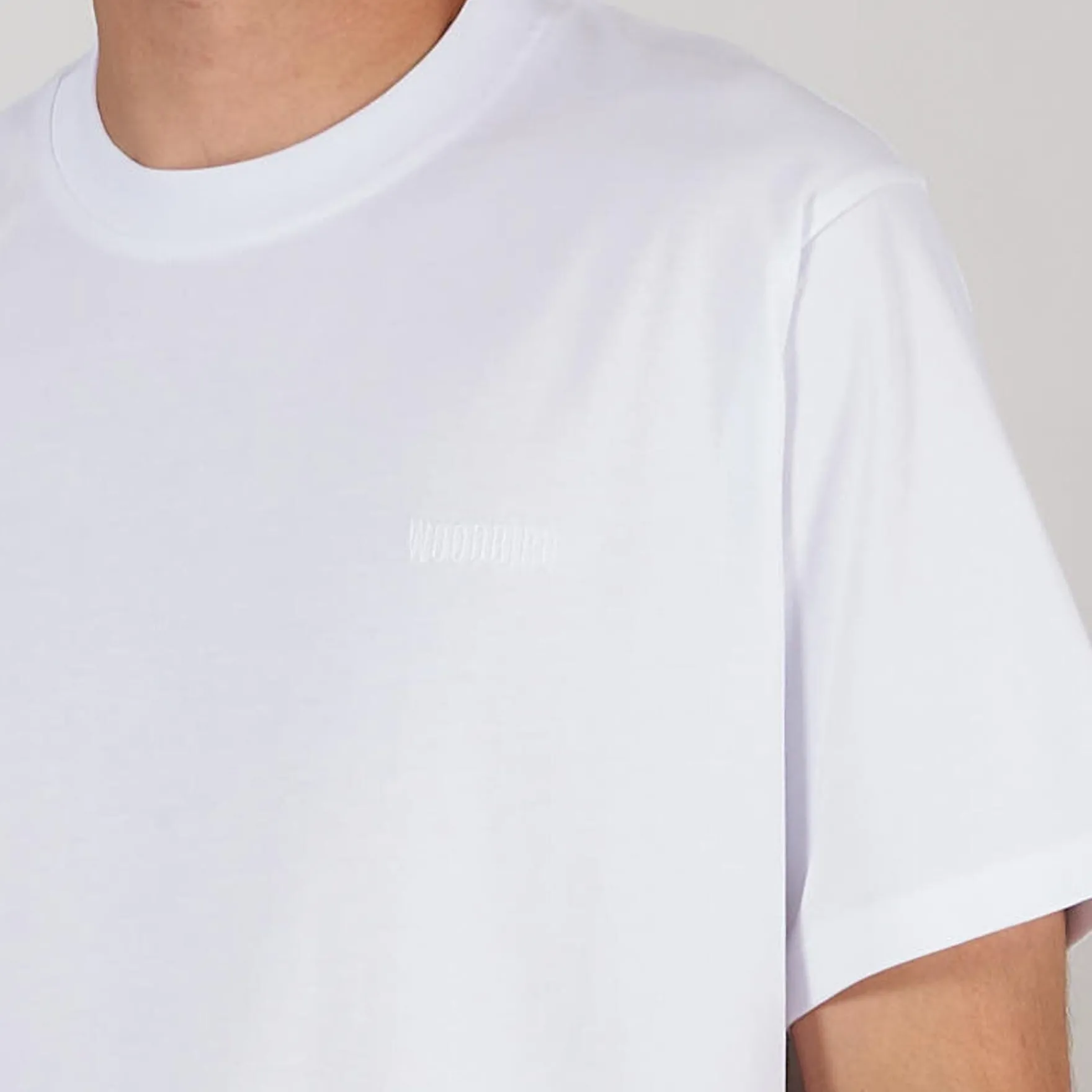 Wbbaine base tee