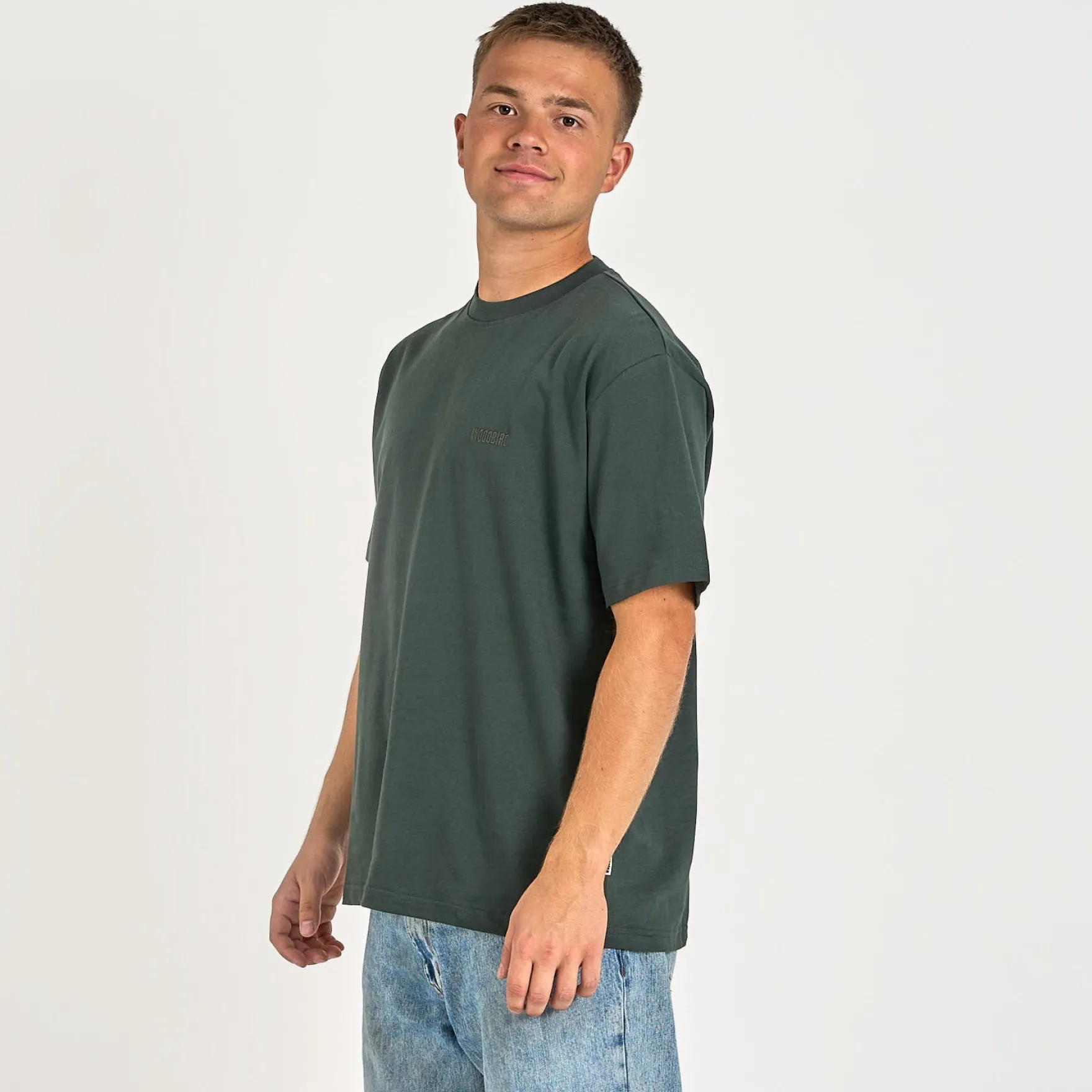 Wbbaine base tee