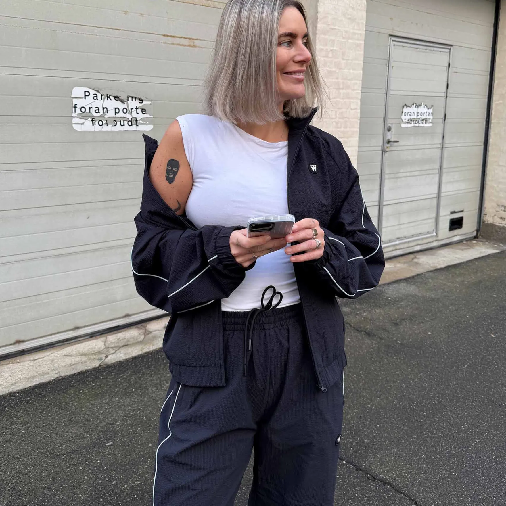 Wwade crinkle track top