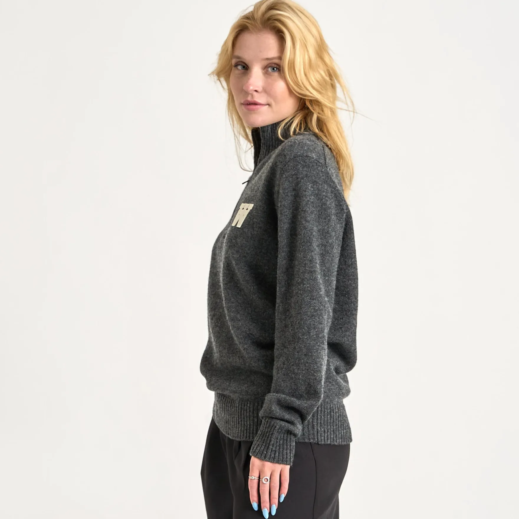 Wwblu aa cs halfzip