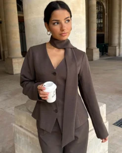 Yaraic blazer